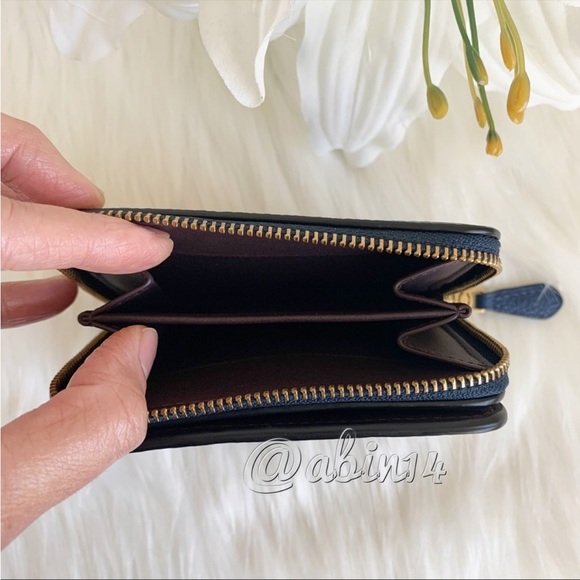 NWT Coach Leather Small Bifold Wallet - Picture 5 of 7